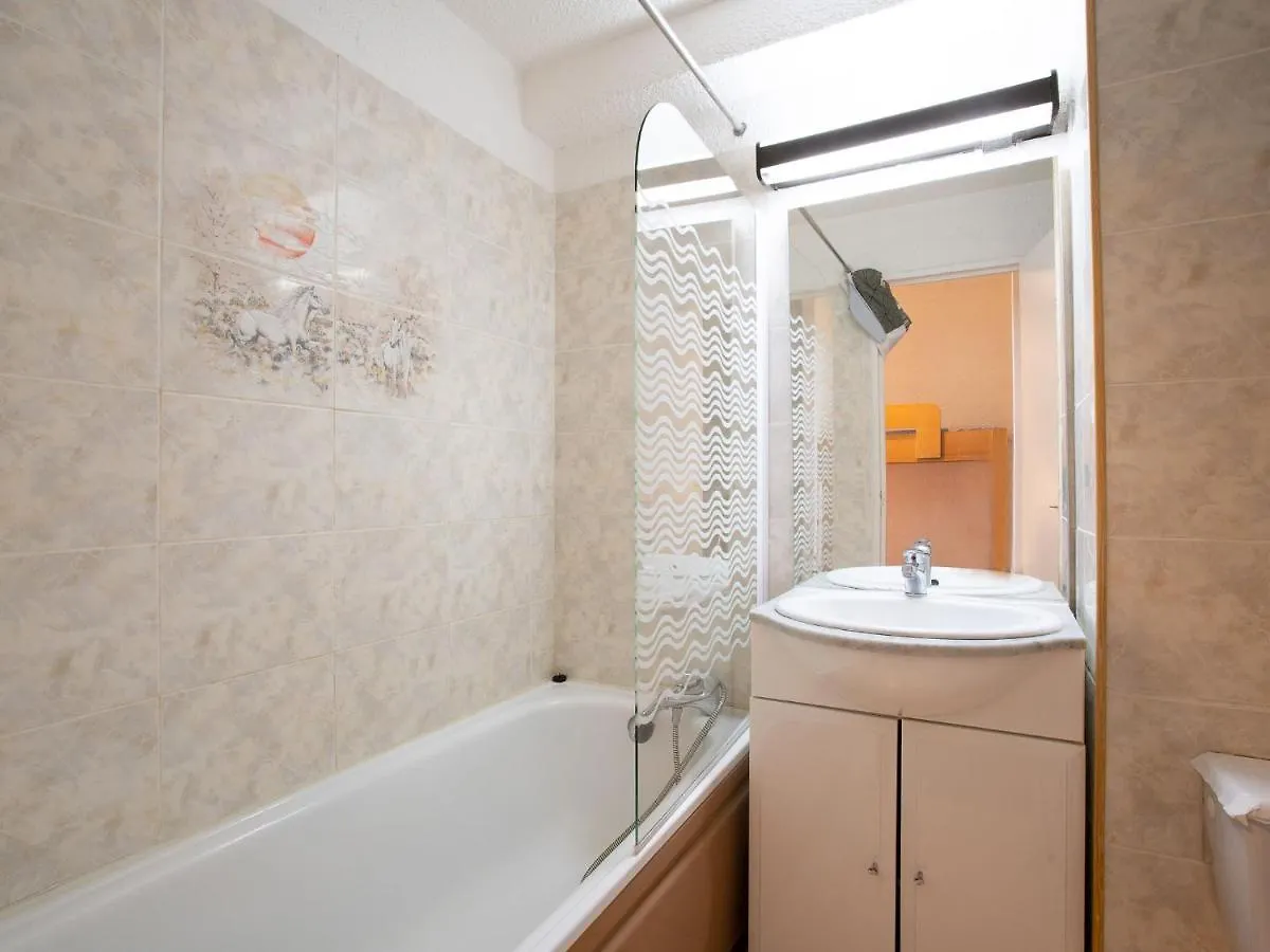 Apartment Studio Median 422 By Interhome Saint-Martin-de-Belleville